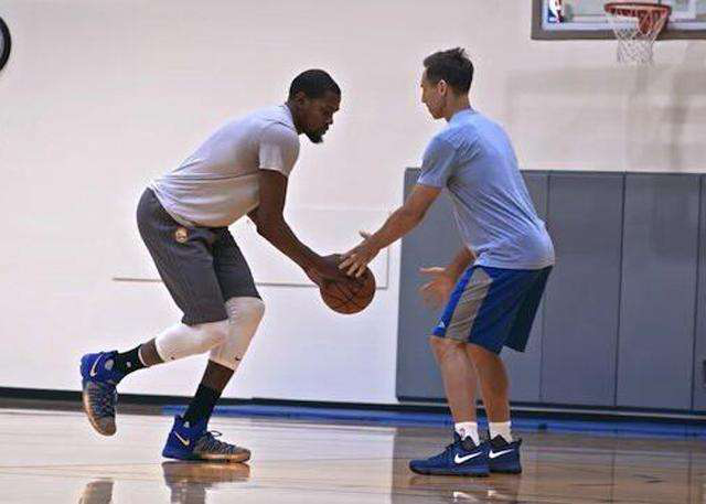 更展现了体 更展现了体