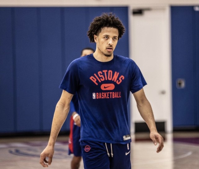 斯汀并不能 斯汀并不能